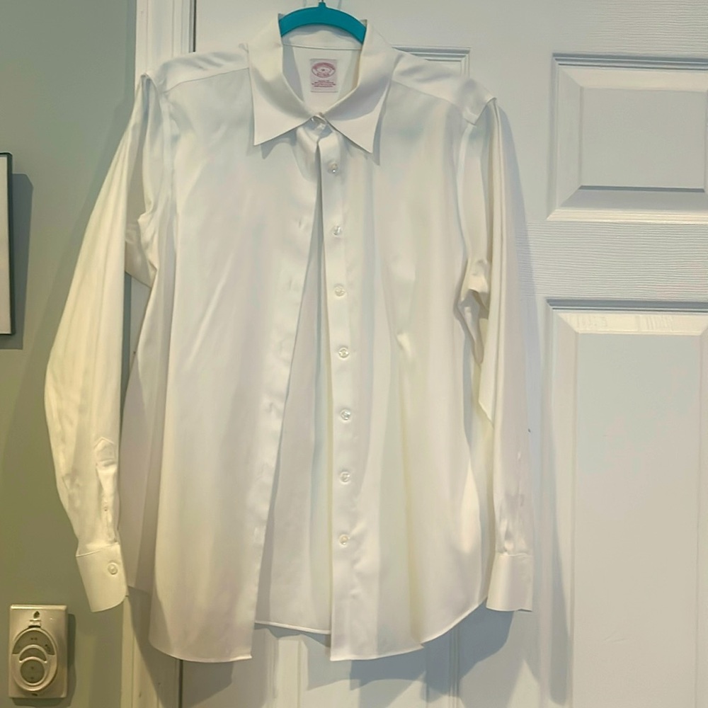 Brooks Brothers Women's Button Down Shirt